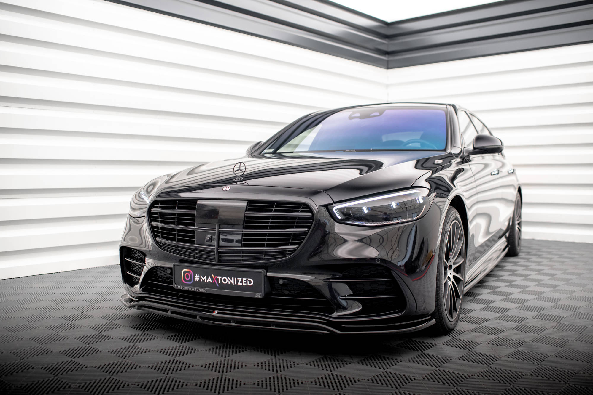 S CLASS W223 AMG-LINE