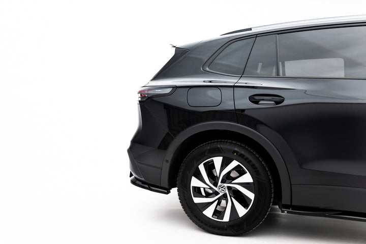 Rear Splitter (with vertical bars) Volkswagen Tiguan Mk3