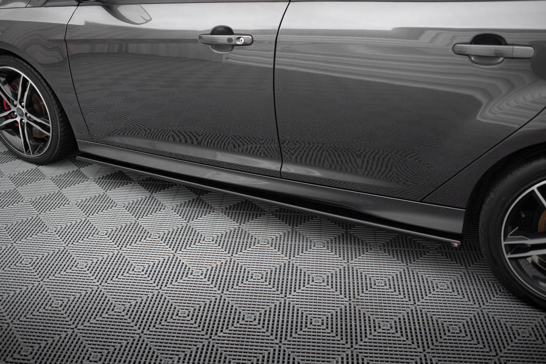 SIDE SKIRTS DIFFUSERS FORD FOCUS ST / ST-LINE MK3 / MK3 FL HATCHBACK / ESTATE