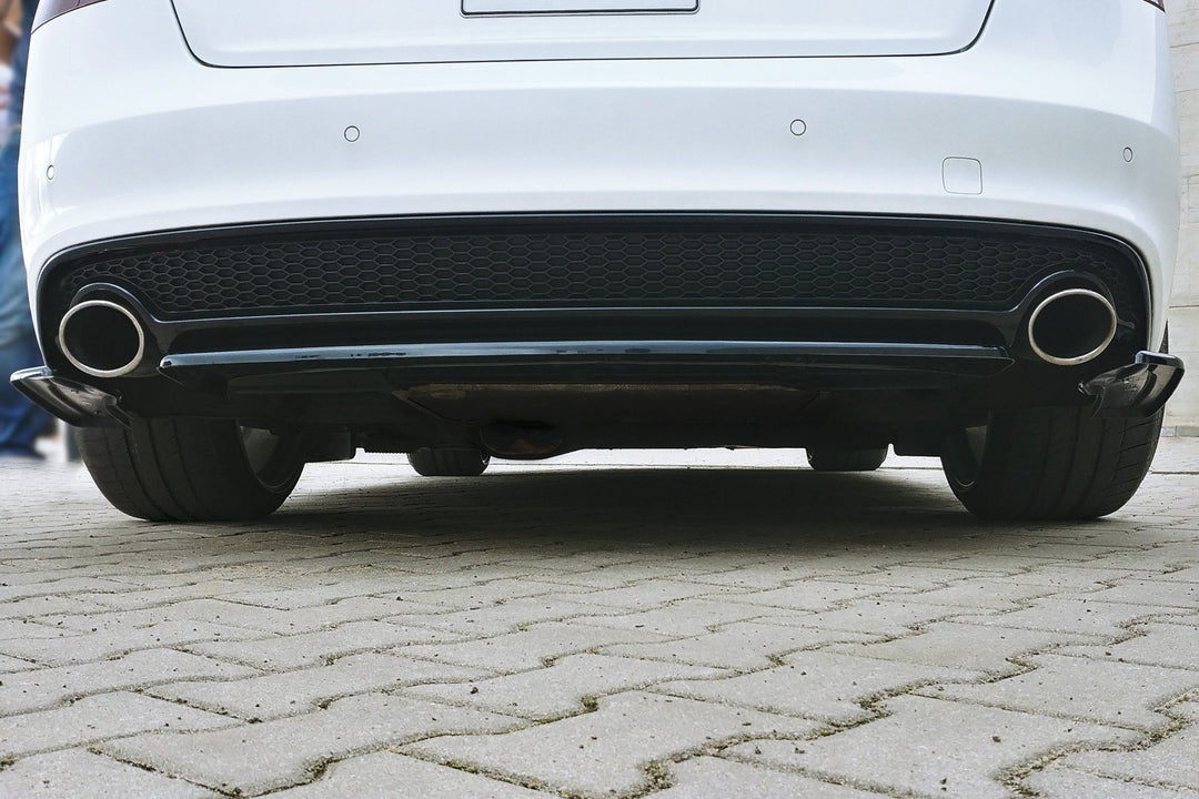 CENTRAL REAR SPLITTER AUDI A5 S-LINE 8T FL COUPE / SPORTBACK (WITHOUT VERTICAL BARS)