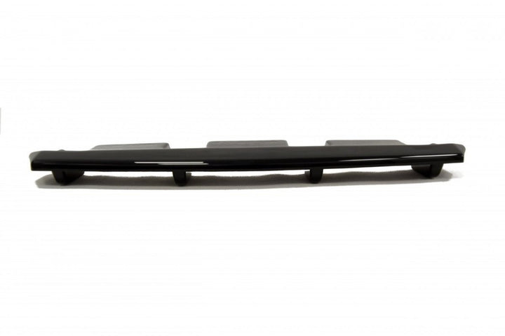 CENTRAL REAR SPLITTER AUDI A8 W12 D3 (WITH VERTICAL BARS)