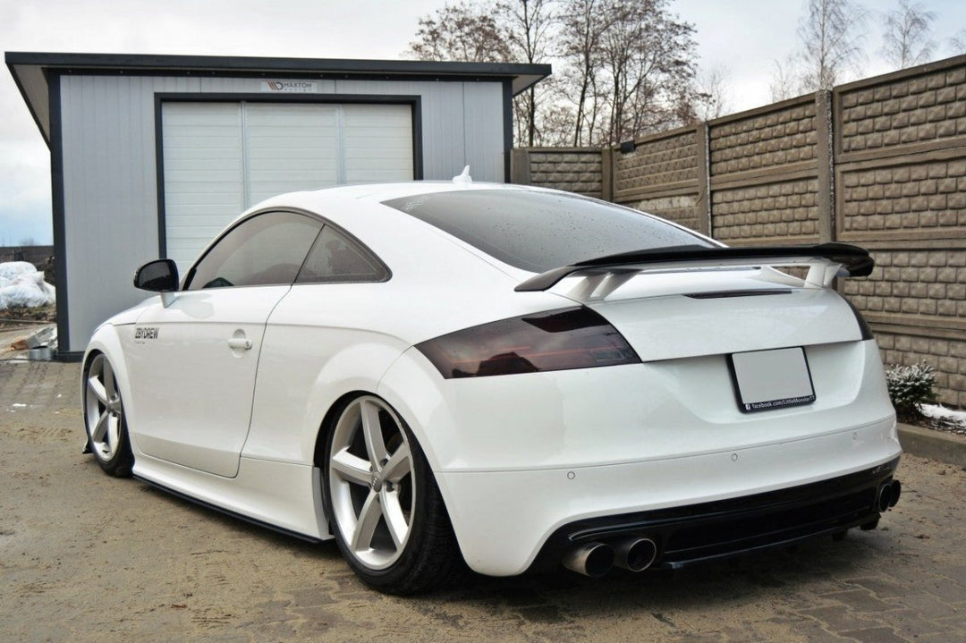 CENTRAL REAR SPLITTER AUDI TT S 8J (WITH A VERTICAL BAR)