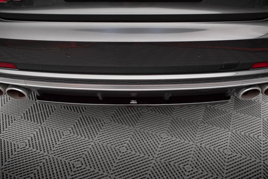 CENTRAL REAR SPLITTER FOR AUDI S8 D5