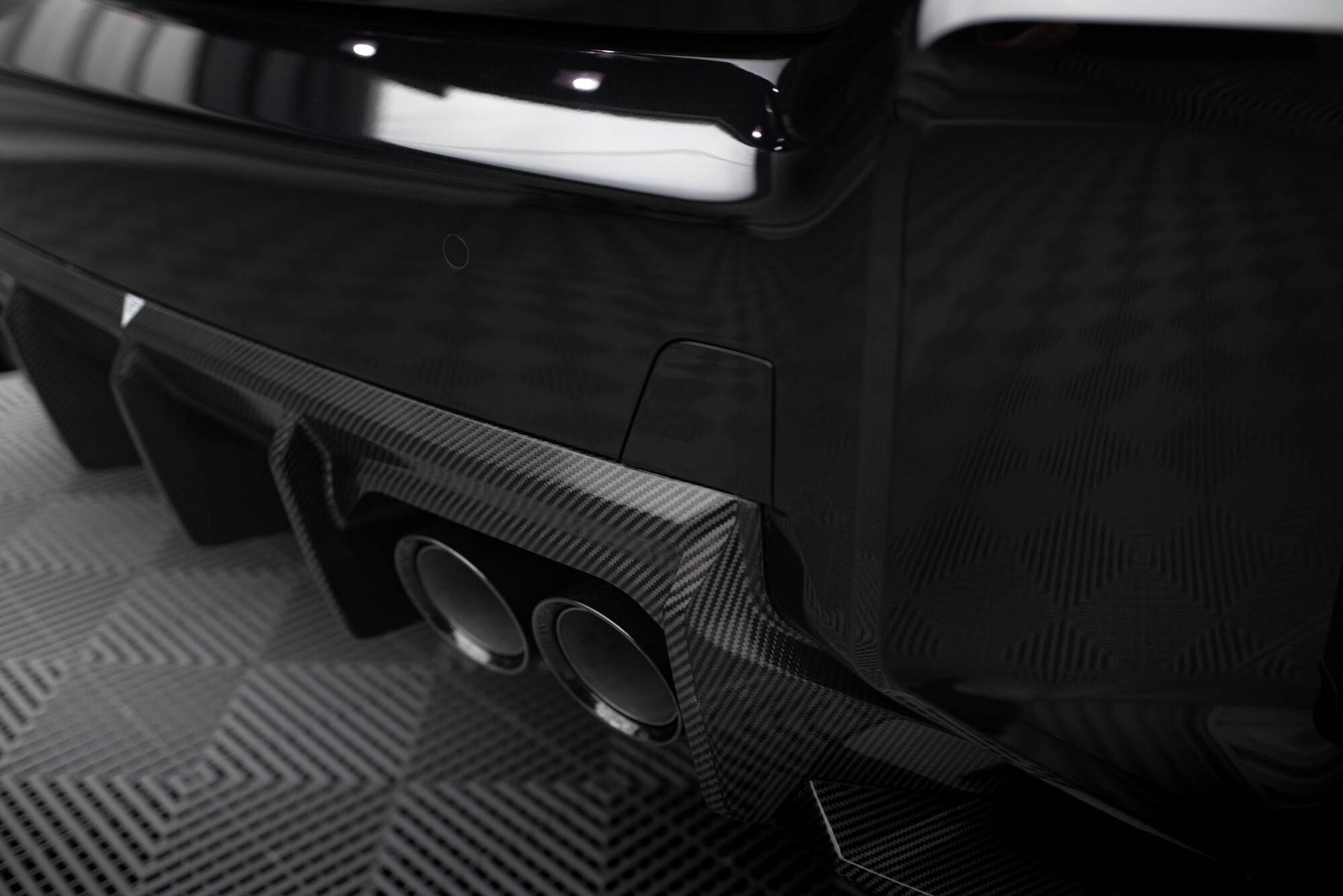 CARBON FIBER REAR DIFFUSER BMW M2 G87 – Maxton Design USA