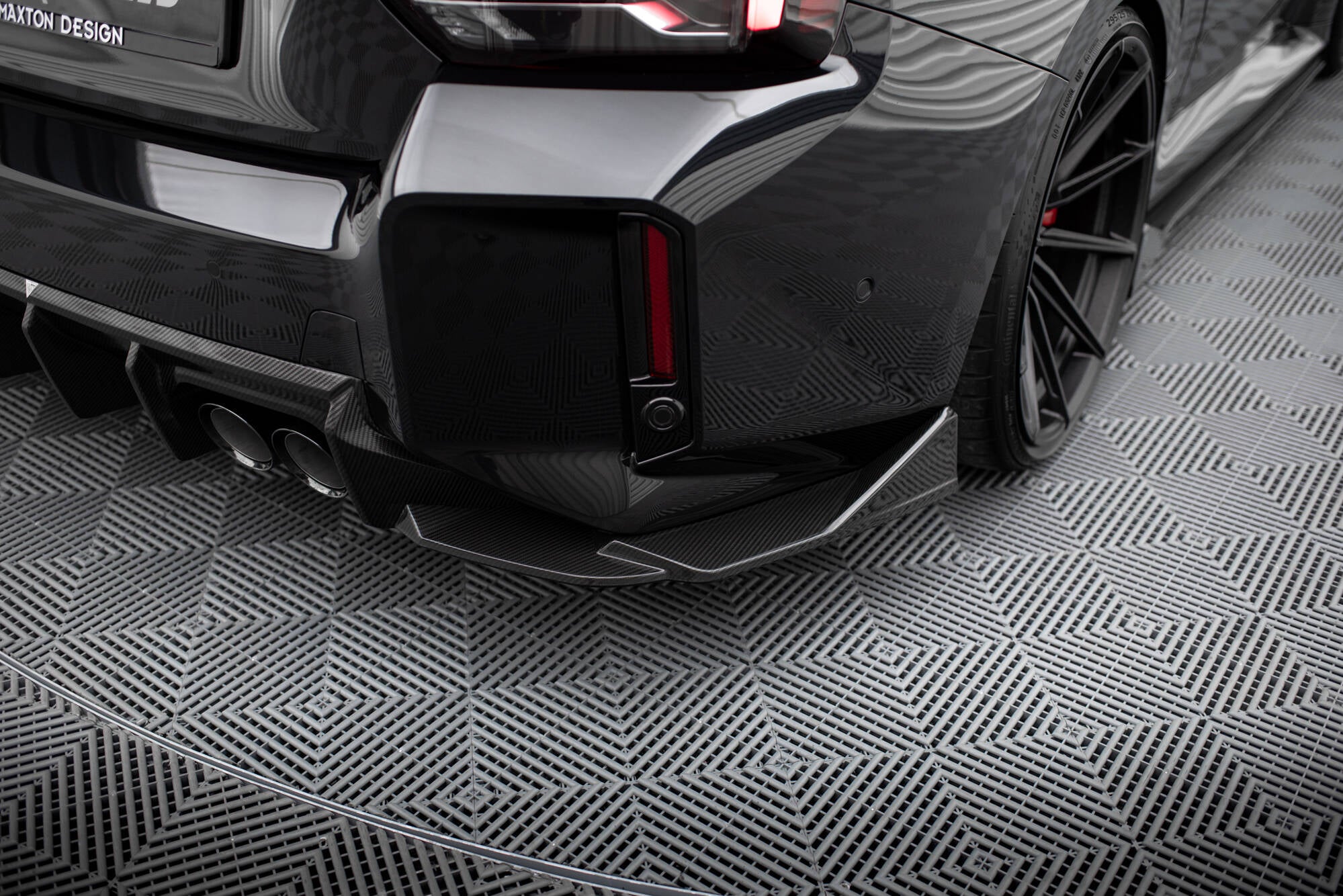  G87 M2用 リアサイドスプリッター　マクストンデザイン製　新品 CARBON FIBER REAR SIDE SPLITTERS SUITABLE FOR BMW M2 G87 (set for