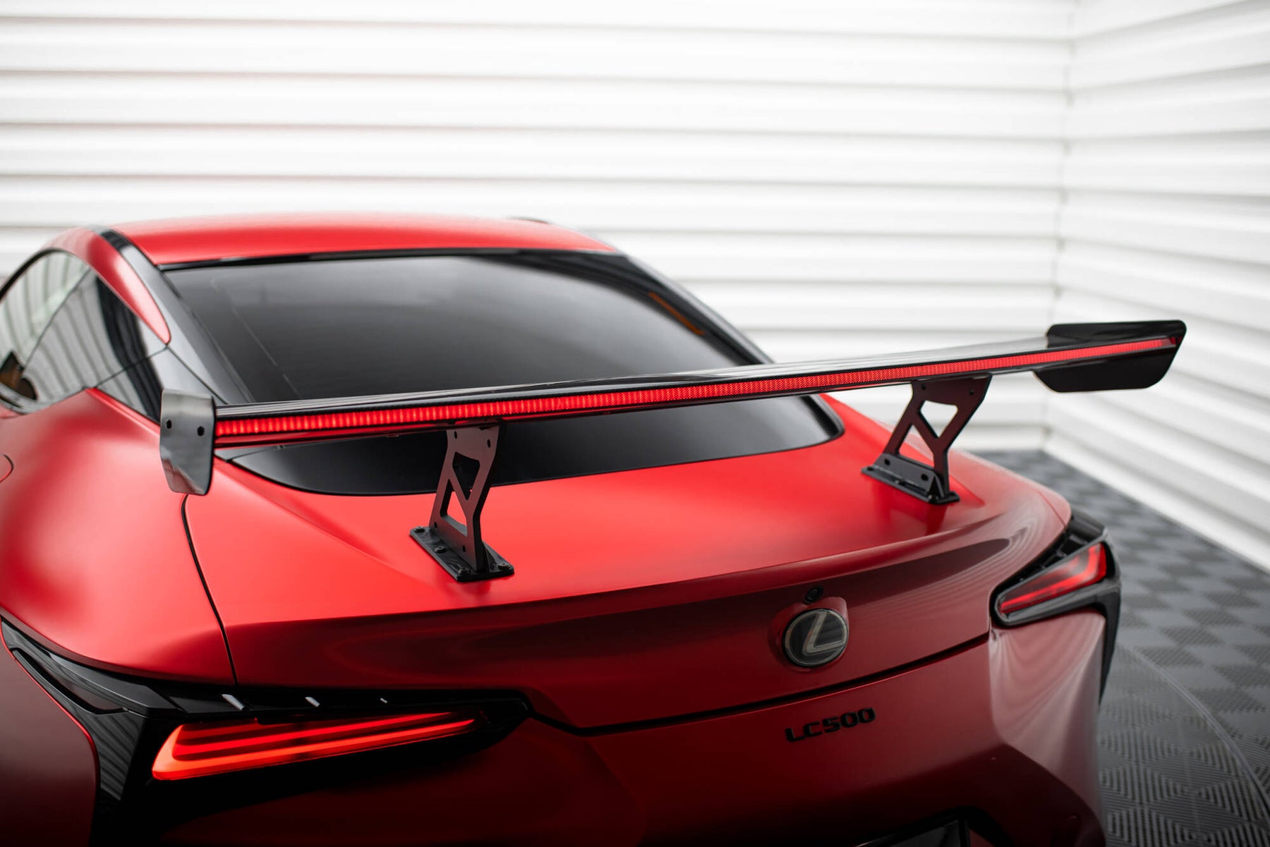 Spoiler Layout CARBON SPOILER + LED LEXUS LC – Maxton Design USA