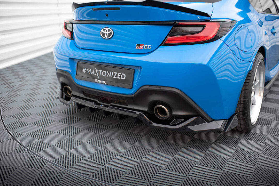 CENTRAL REAR SPLITTER (WITH VERTICAL BARS) V.3 TOYOTA GR86 MK1 / BRZ MK2