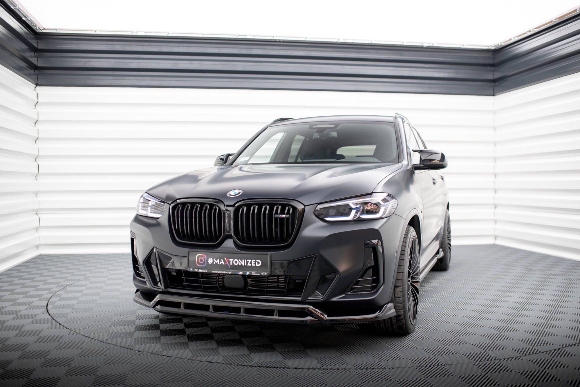 【ヤッさん 】BMW G01 maxton design フロントスポイラ FRONT SPLITTER V.1 BMW X3 G01 M-PACK – Maxton Design USA