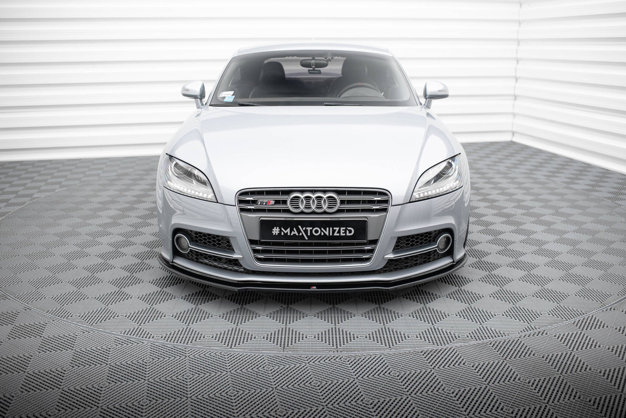 TT S 8J [MY 2007 - 2014] – Maxton Design USA