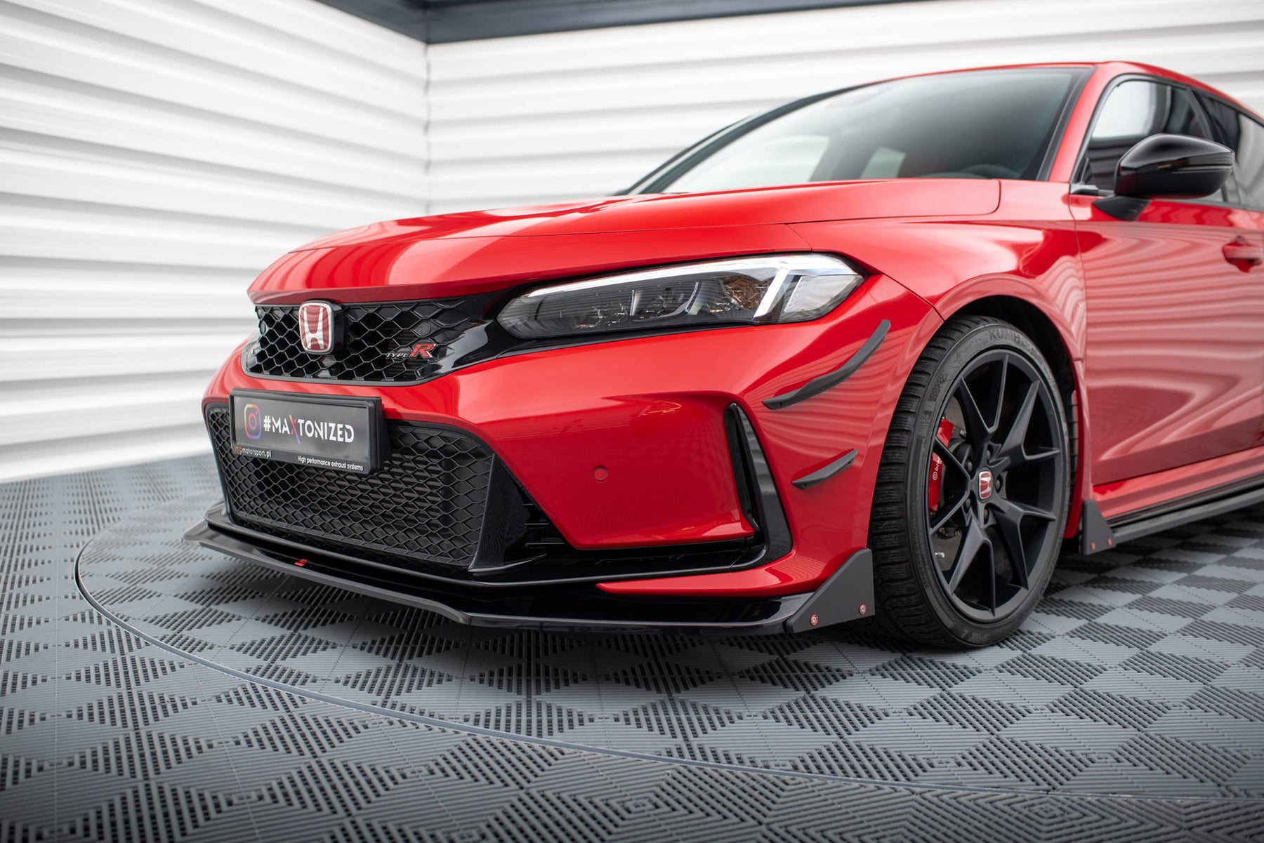 FRONT SPLITTER V.1 + FLAPS HONDA CIVIC TYPE-R MK 11 – Maxton