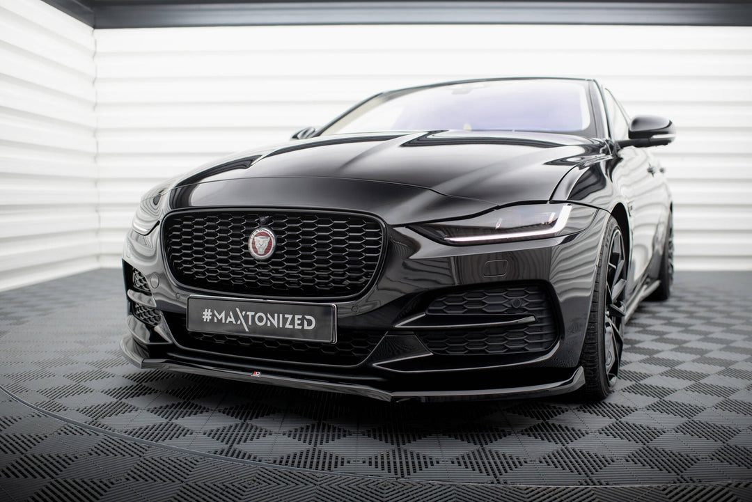 FRONT SPLITTER V.1 JAGUAR XE X760 FACELIFT