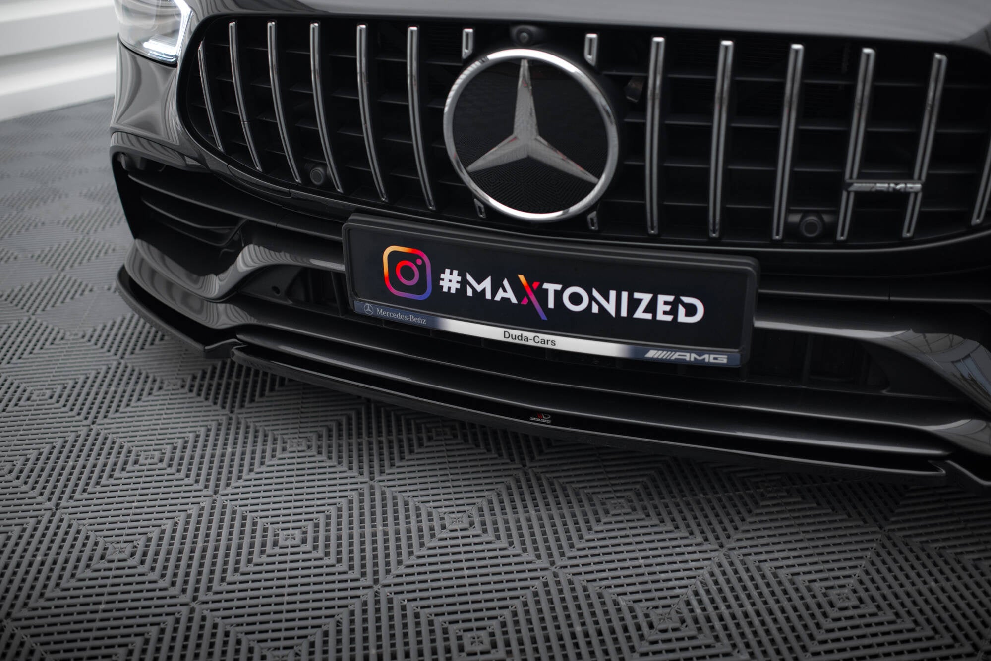 FRONT SPLITTER V.2 MERCEDES-AMG GT 53 4-DOOR COUPE – Maxton Design USA