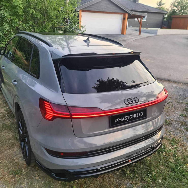 Rear Splitter (with vertical bars) Audi e-Tron S-Line