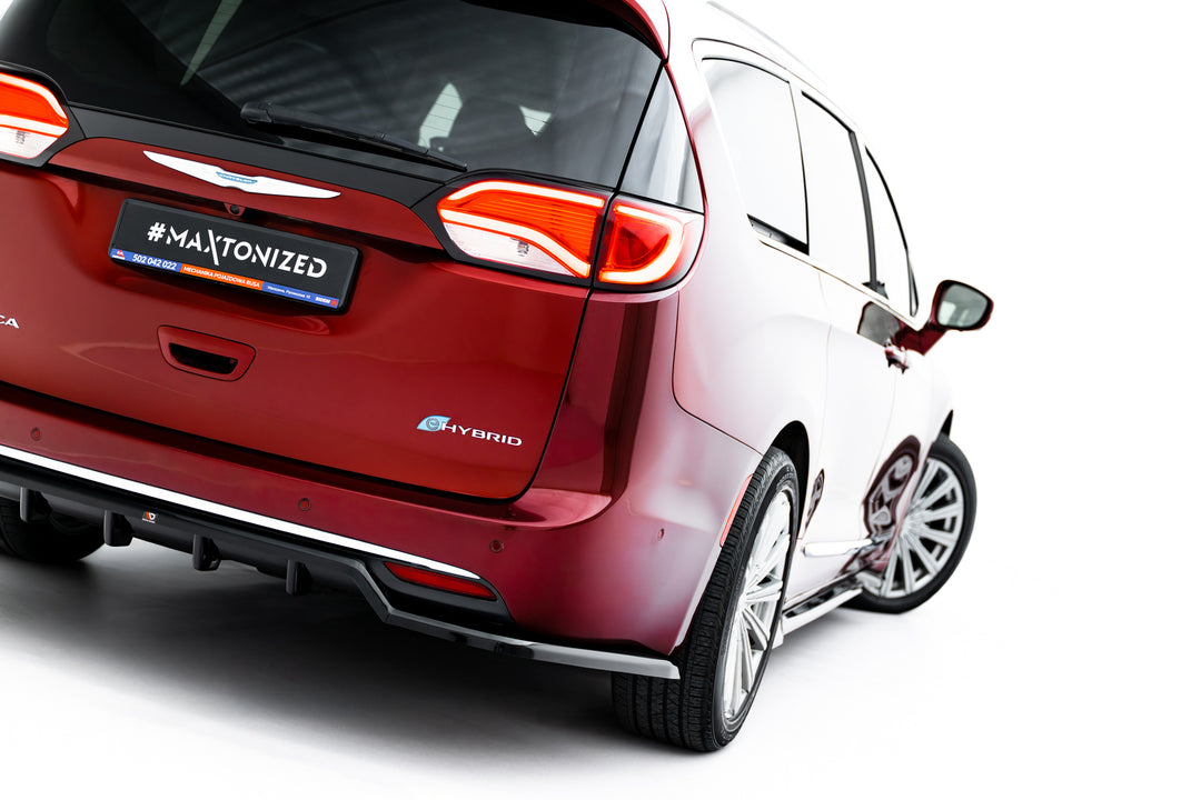 CENTRAL REAR SPLITTER (WITH VERTICAL BARS) CHRYSLER PACIFICA MK2