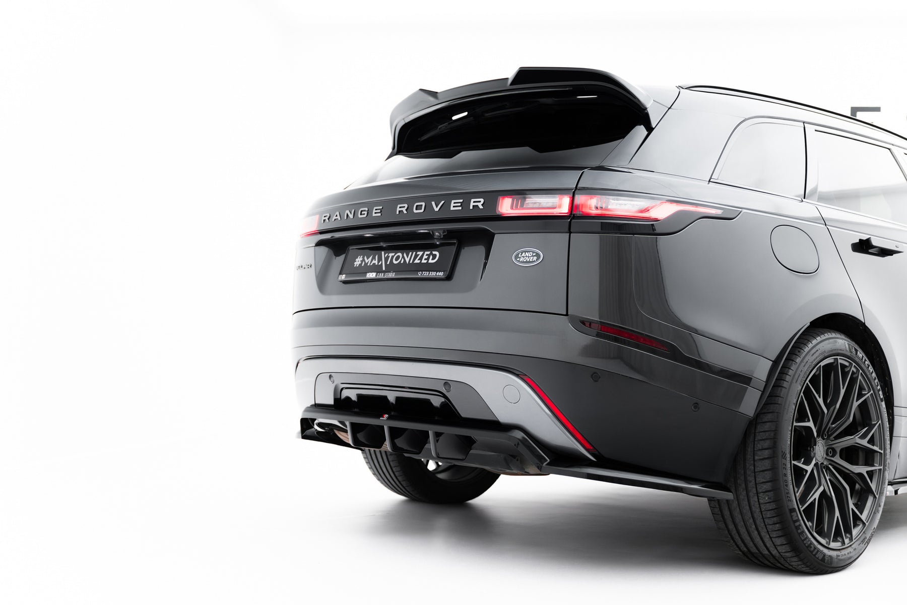 Range Rover Velar R Design Badge Rear Splitter (with vertical bars) V.2 Land Rover Range Rover Velar R ...