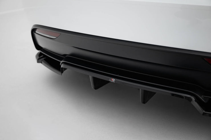 Rear Splitter (with vertical bars) V.2 Tesla Model 3 Performance Mk1 Facelift