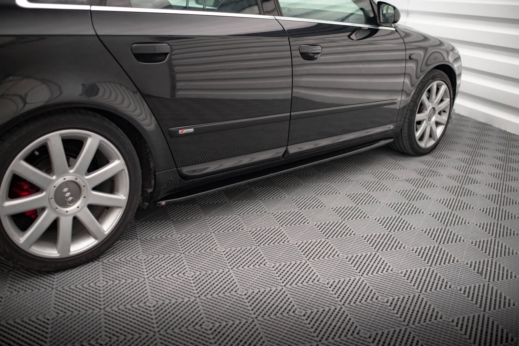 Audi B6 Rear Diffuser SIDE SKIRTS DIFFUSERS AUDI S4 / A4 / A4 S-LINE B6 / B7 – Maxton Design USA