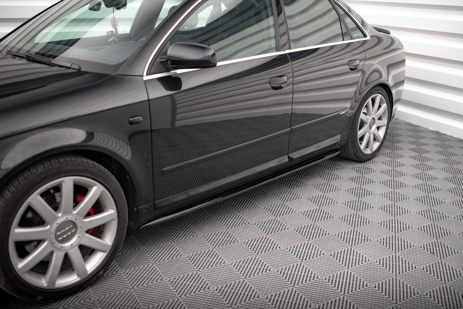 Audi B6 Rear Diffuser SIDE SKIRTS DIFFUSERS AUDI S4 / A4 / A4 S-LINE B6 / B7 – Maxton Design USA