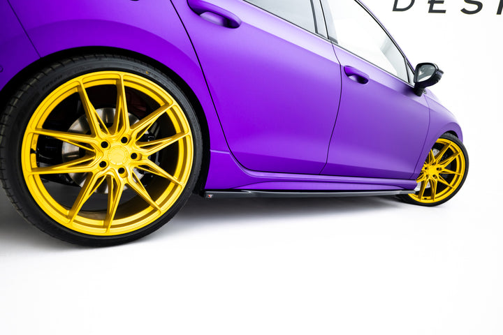 SIDE SKIRTS DIFFUSERS V.1 VOLKSWAGEN GOLF R MK8
