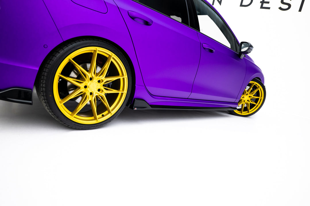 Side Skirts Diffusers V.4 Volkswagen Golf R Hatchback Mk8 / Mk8 Facelift