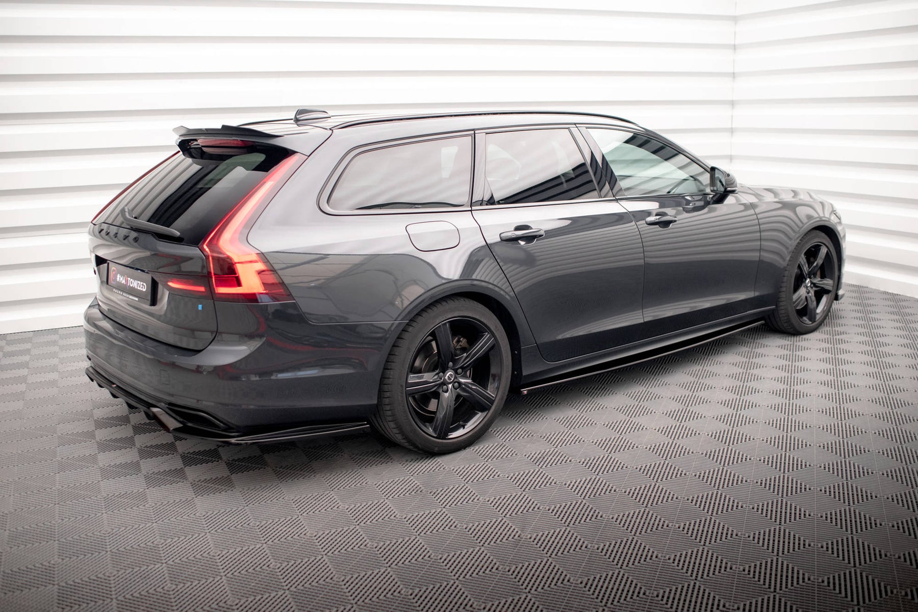 Diffuser Volvo SIDE SKIRTS DIFFUSERS VOLVO V90 / S90 R-DESIGN MK2 – Maxton Design USA