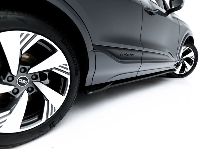 Side Skirts Diffusers suitable for Audi Q6 e-tron Standard / S-Line / SQ6 e-tron SUV / Sportback Mk1