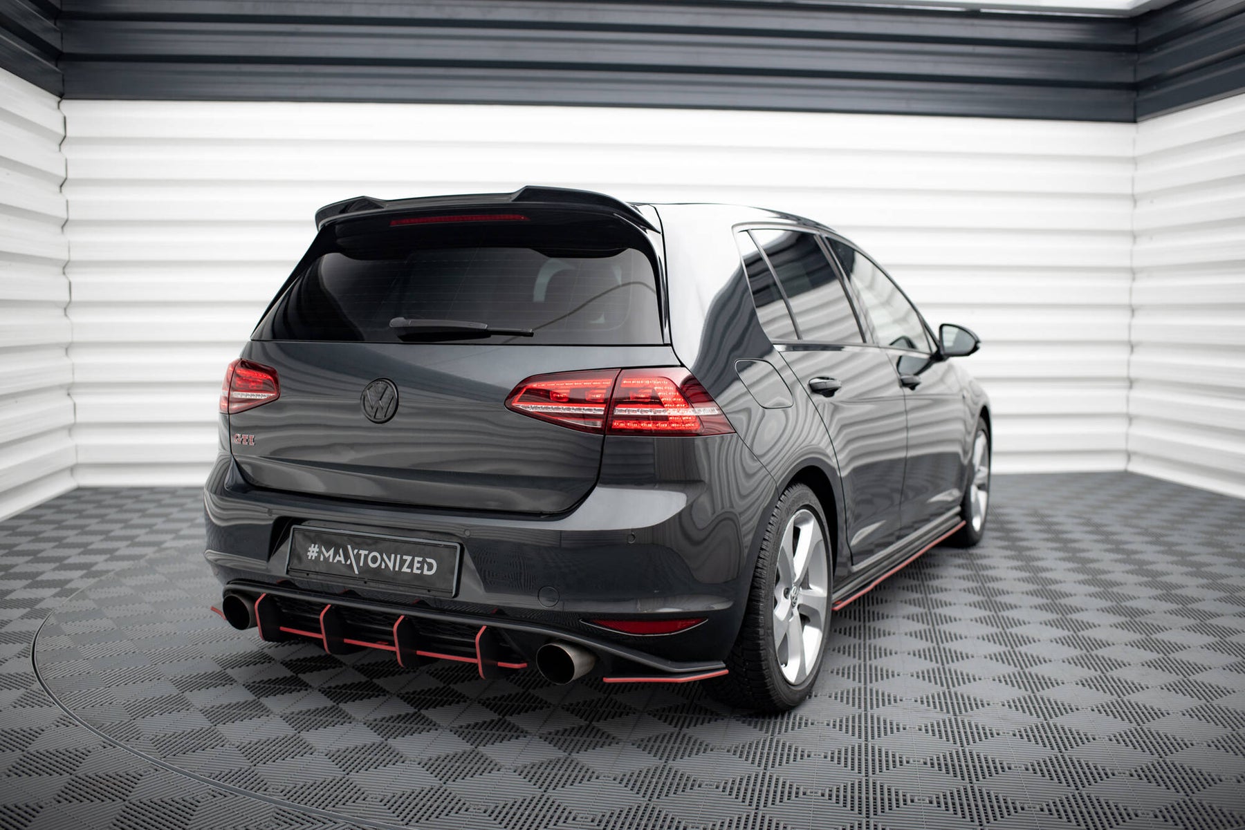 SPOILER CAP 3D VOLKSWAGEN GOLF R / R-LINE / GTI MK7 – Maxton Design USA
