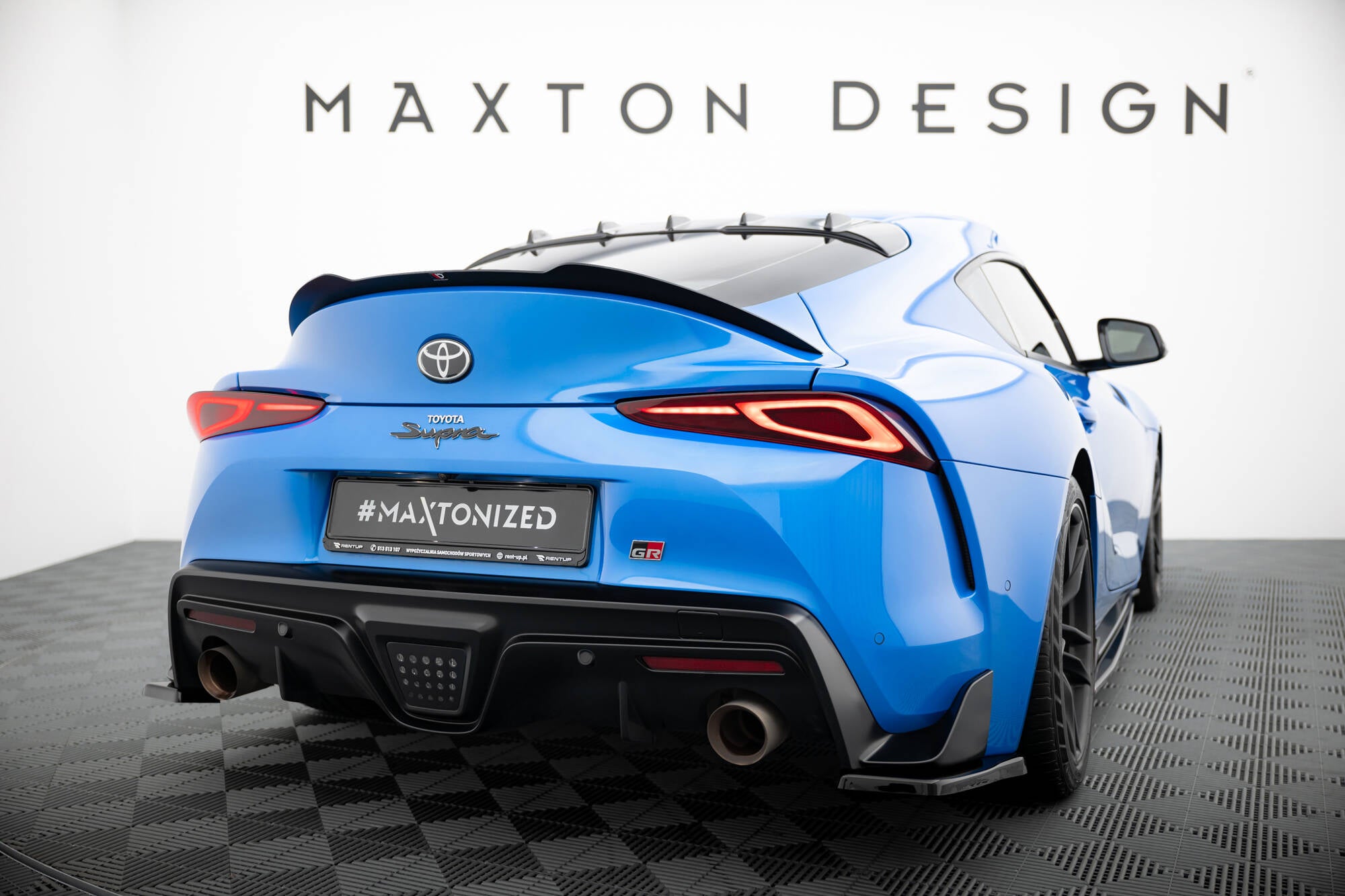 maxton Design フロントスポイラー　スープラ90、91 maxton Design フロントスポイラー スープラ90、91 パーツ
