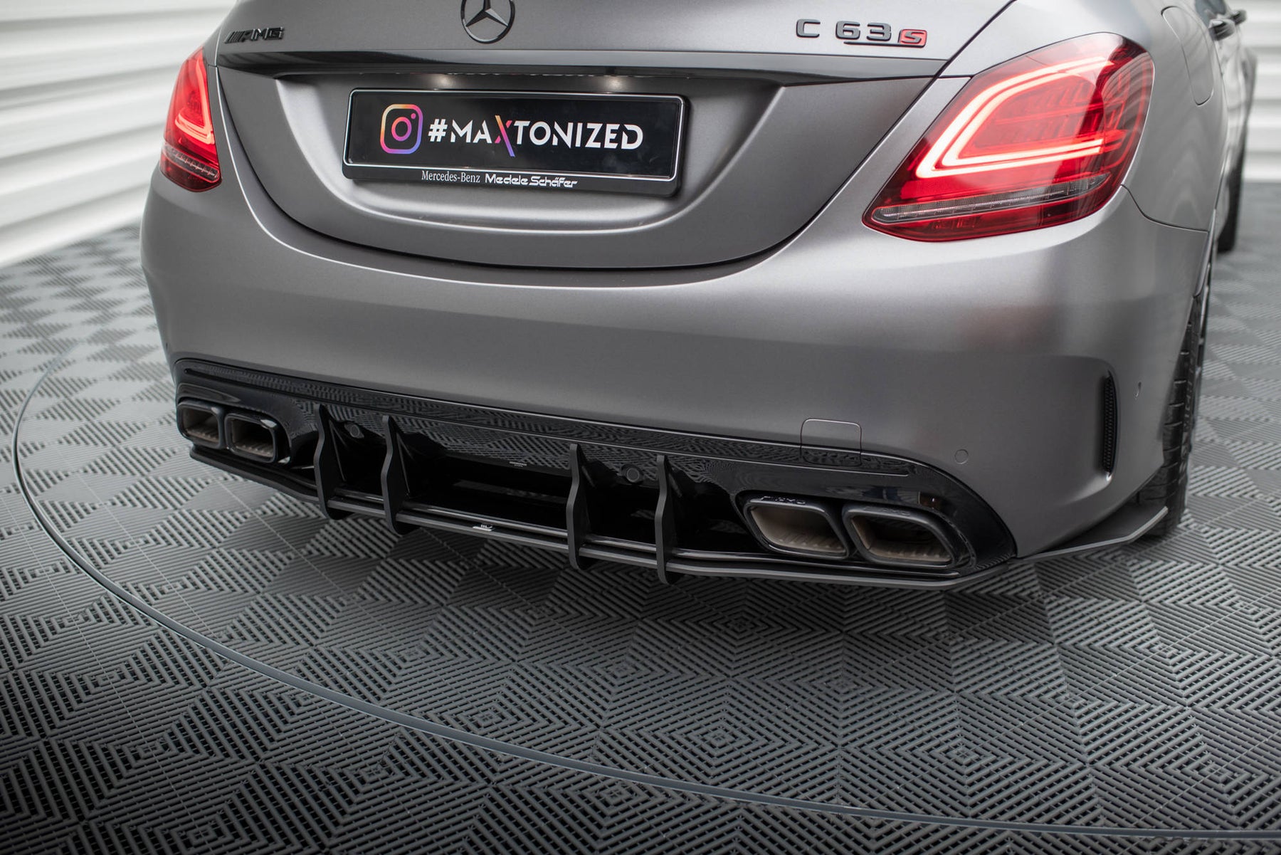 Street Pro Rear Diffuser Mercedes-AMG C63 Sedan / Estate W205 Facelift ...