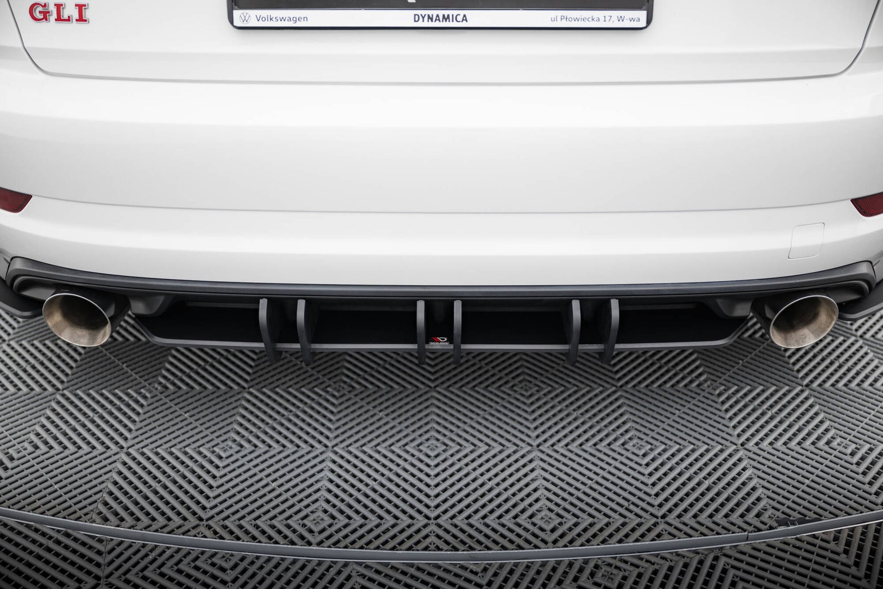 STREET PRO REAR DIFFUSER VOLKSWAGEN JETTA GLI MK7 – Maxton Design USA