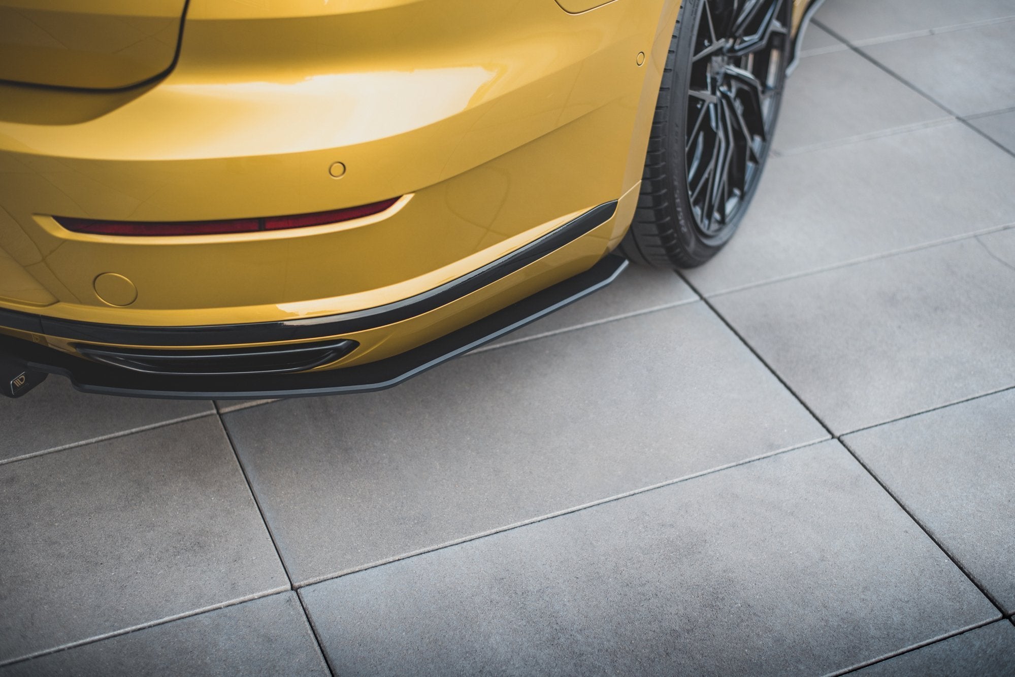RACING DURABILITY REAR VALANCE VOLKSWAGEN ARTEON R-LINE – Maxton