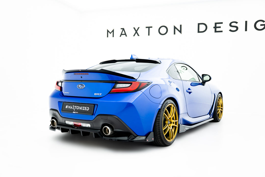 The extension of the rear window Subaru BRZ Mk2 / TOYOTA GR86 MK1