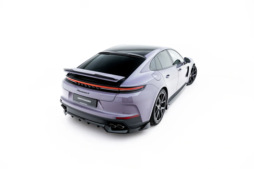 The extension of the rear window suitable for Porsche Panamera 4 / 4S E-Hybrid / 4 E-Hybrid 972