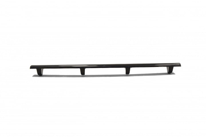 CENTRAL REAR SPLITTER BMW 4 F32 M-PACK (WITH VERTICAL BARS)