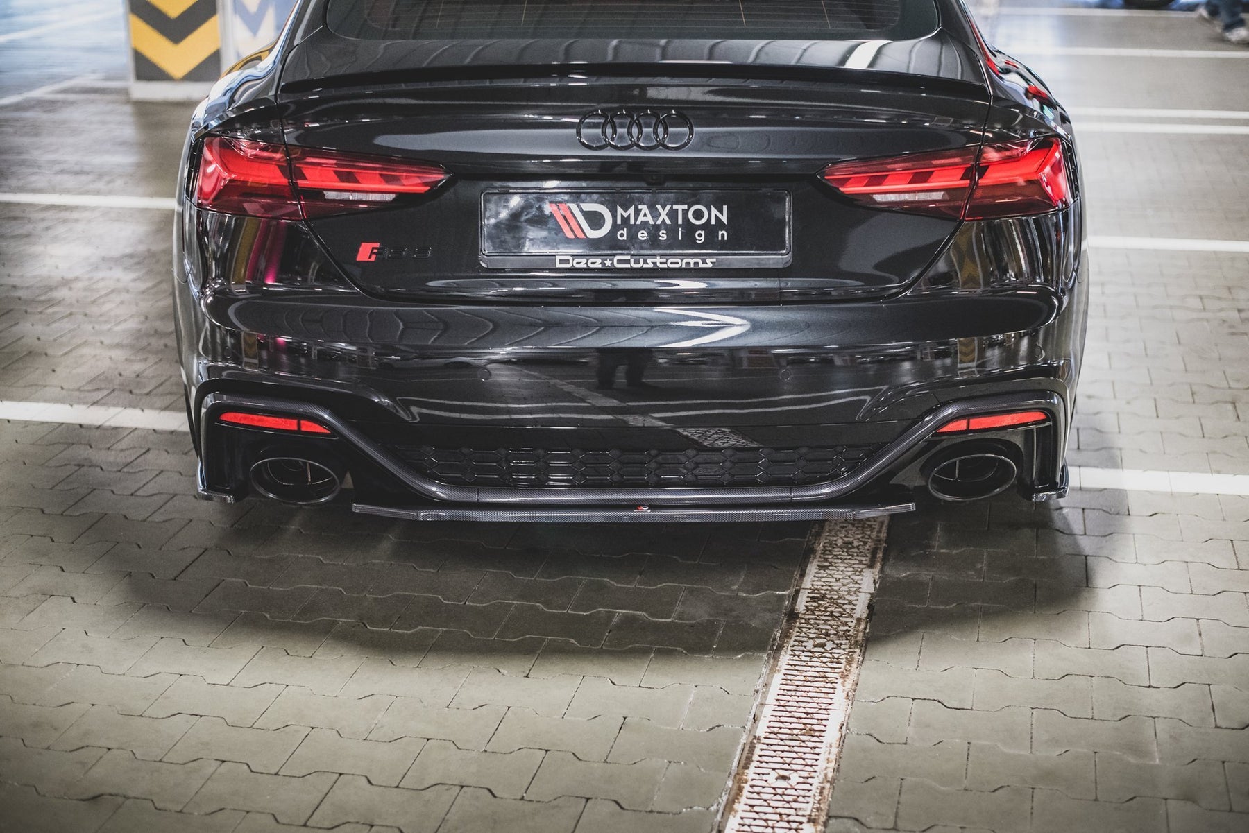 CENTRAL REAR SPLITTER AUDI RS5 F5 FACELIFT – Maxton Design USA