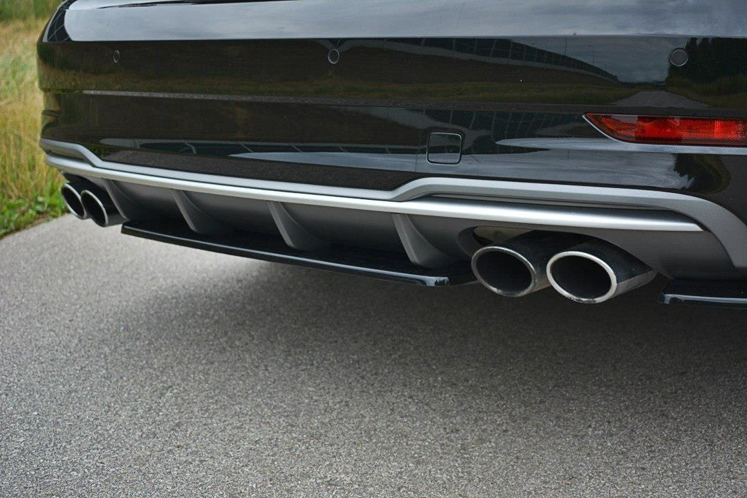 CENTRAL REAR SPLITTER AUDI S3 8V FL SEDAN