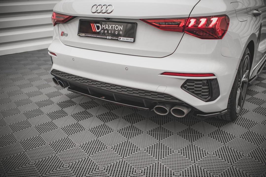 CENTRAL REAR SPLITTER FOR AUDI S3 Sportback 8Y