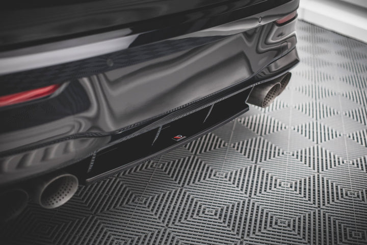 CENTRAL REAR SPLITTER FOR VOLKSWAGEN GOLF R MK8