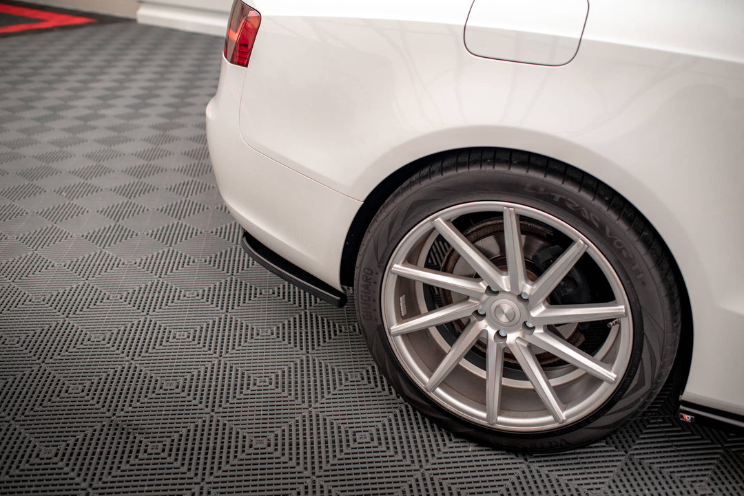 CENTRAL REAR SPLITTER (WITH VERTICAL BARS) AUDI A5 COUPE 8T FACELIFT