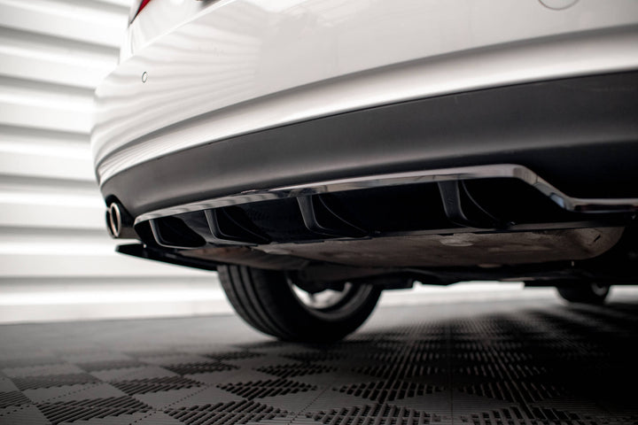 CENTRAL REAR SPLITTER (WITH VERTICAL BARS) AUDI A5 COUPE 8T FACELIFT