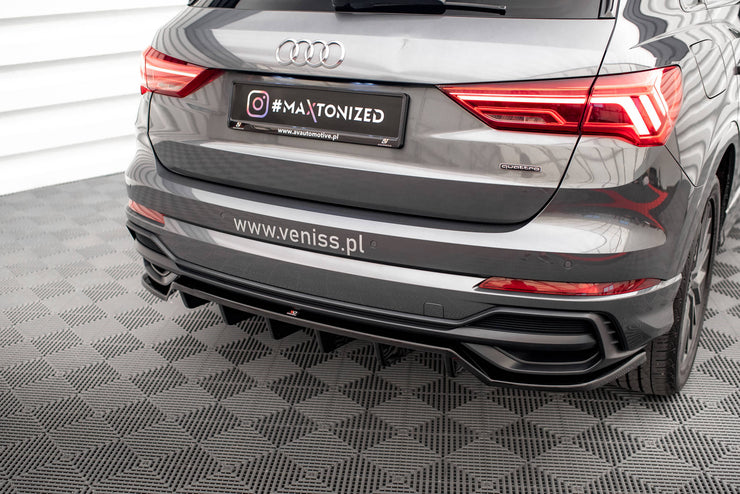 CENTRAL REAR SPLITTER (WITH VERTICAL BARS) AUDI Q3 S-LINE F3