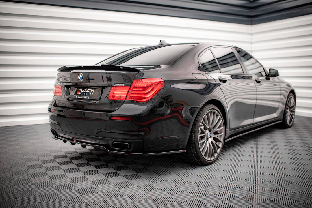 CENTRAL REAR SPLITTER (WITH VERTICAL BARS) BMW 7 M-PACK F01