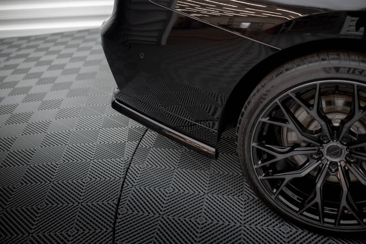 CENTRAL REAR SPLITTER (WITH VERTICAL BARS) BMW 7 M-PACK G70