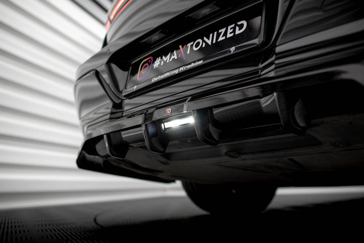 CENTRAL REAR SPLITTER (WITH VERTICAL BARS) BMW 7 M-PACK G70