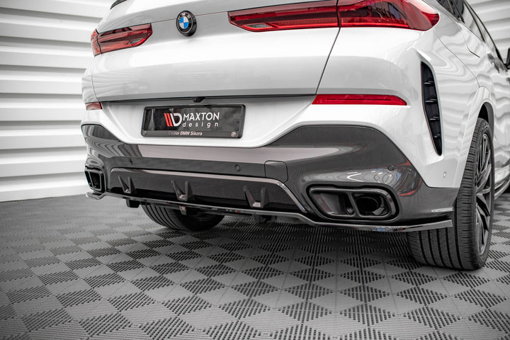 CENTRAL REAR SPLITTER (WITH VERTICAL BARS) BMW X6 M-PACK G06