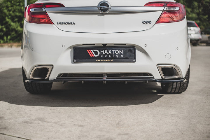 CENTRAL REAR SPLITTER (WITH VERTICAL BARS) BUICK REGAL GS / OPEL INSIGNIA MK. 1 OPC FACELIFT
