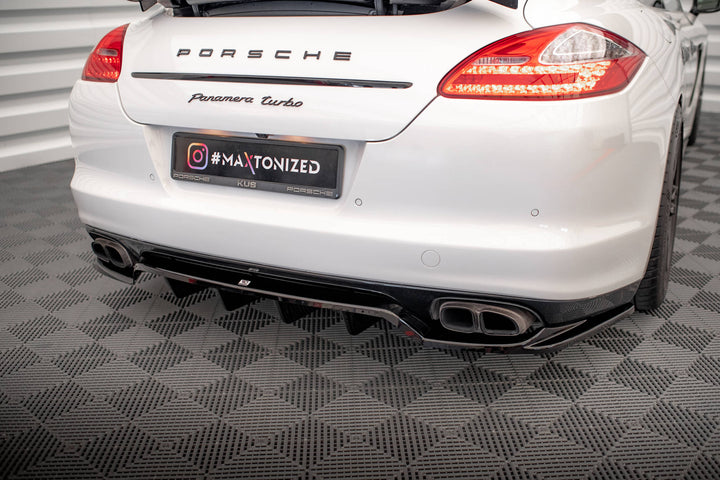 CENTRAL REAR SPLITTER (WITH VERTICAL BARS) PORSCHE PANAMERA TURBO 970