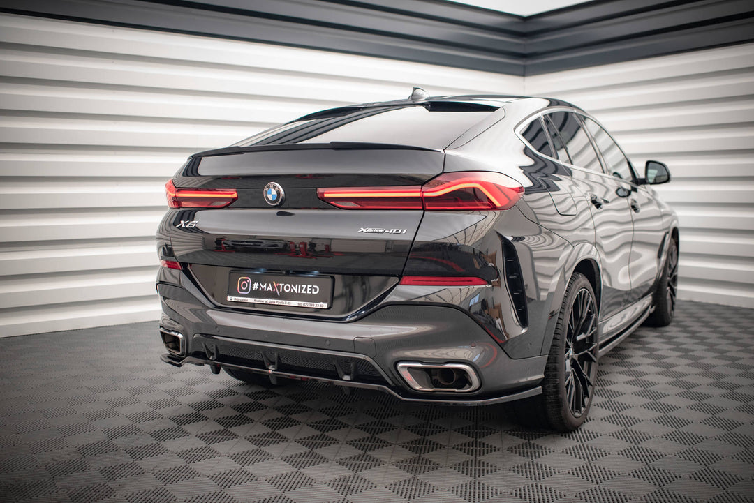 CENTRAL REAR SPLITTER (WITH VERTICAL BARS) V.2 BMW X6 M-PACK G06