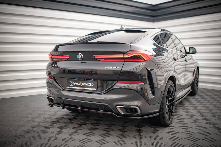 CENTRAL REAR SPLITTER (WITH VERTICAL BARS) V.2 BMW X6 M-PACK G06