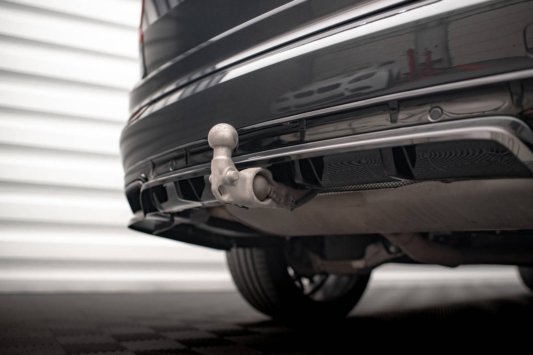 CENTRAL REAR SPLITTER (WITH VERTICAL BARS) VOLVO XC90 R-DESIGN MK2 FACELIFT